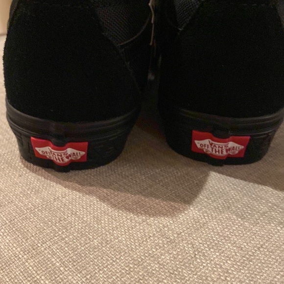 NWT VANS X MARVEL | Black Panther high tops | Men’s 7.5 Women’s 9 - Picture 2 of 11